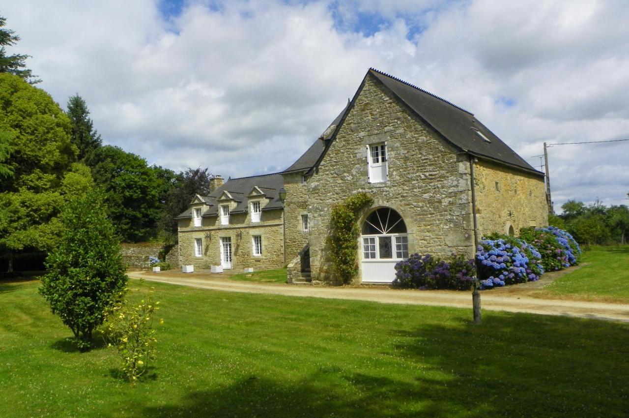 Manoir De Saint-Fiacre Acomodação com café da manhã Malansac Exterior foto